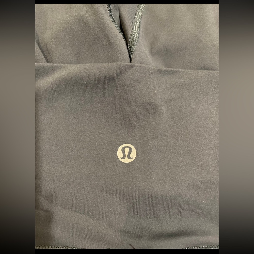 Lululemon Wunder under line leggings size 4